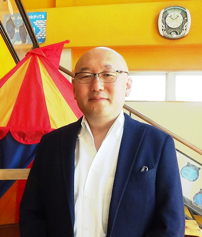 園長　峰川 暁見