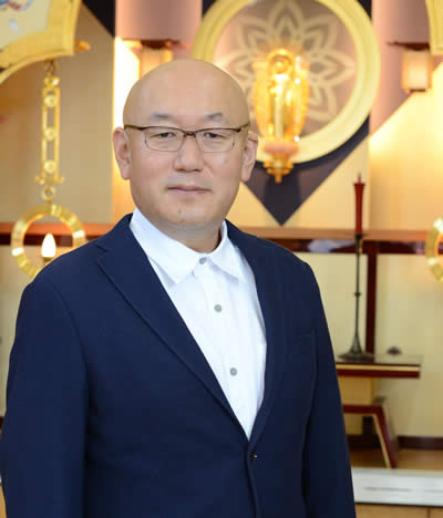 園長　峰川 暁見