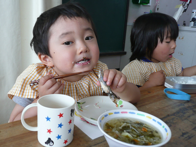 給食の様子